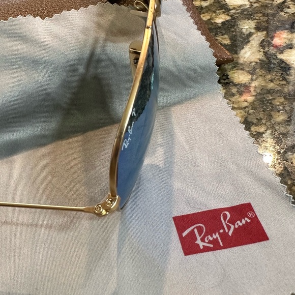 Ray Ban Aviator Flash Large Blue Mirrored Polarized Sunglasses - Picture 9 of 14